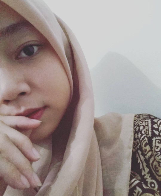 Elfira Urmalia profile icon