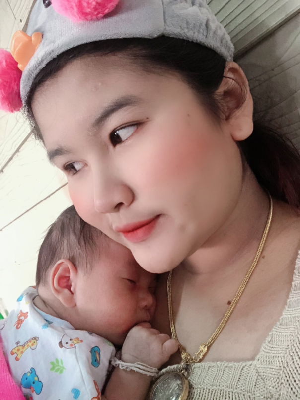 Pimuk Chom profile icon