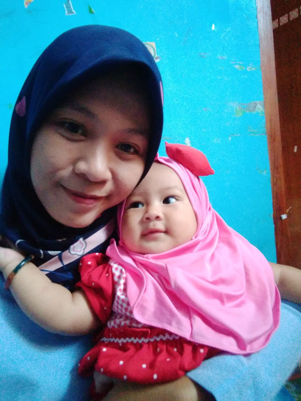 Riri Dian profile icon