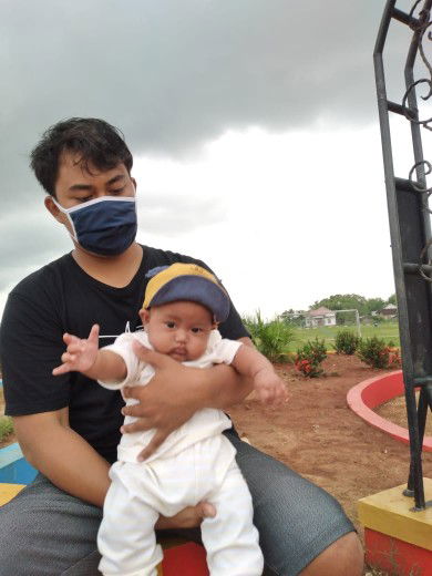 Indah Dwi profile icon