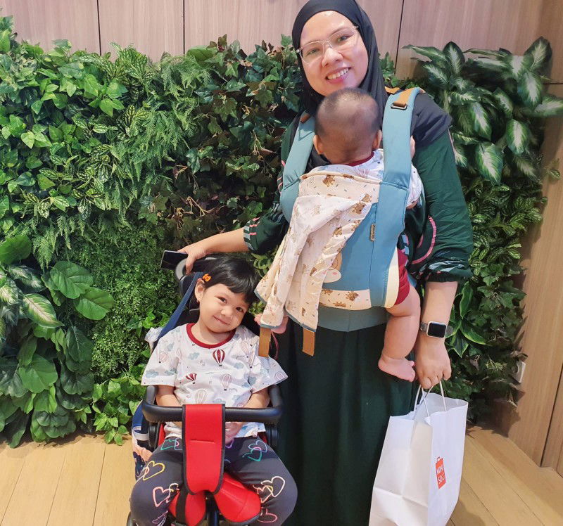 Azzahra Nella Isyana profile icon