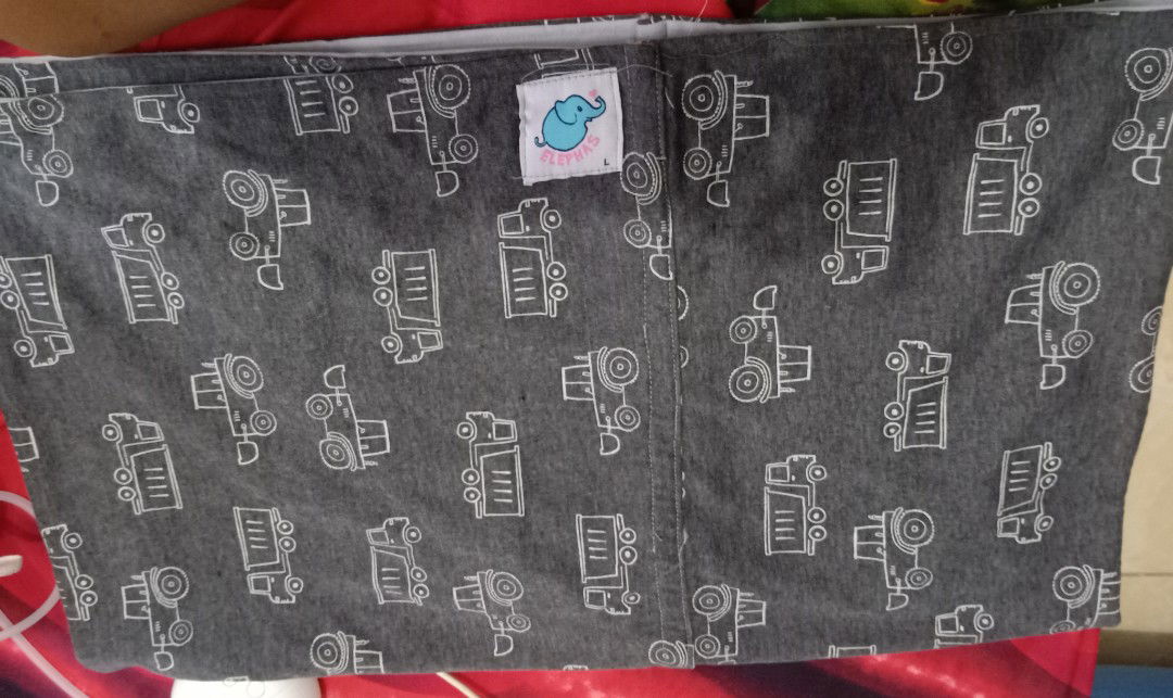 Jual goes elephas size L