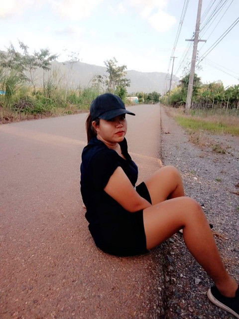 เขาเรียก นู๋ว่า หมูอ้วน profile icon