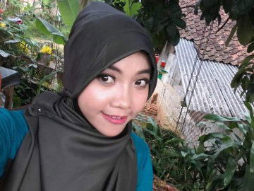 Siti Nurhasanah profile icon