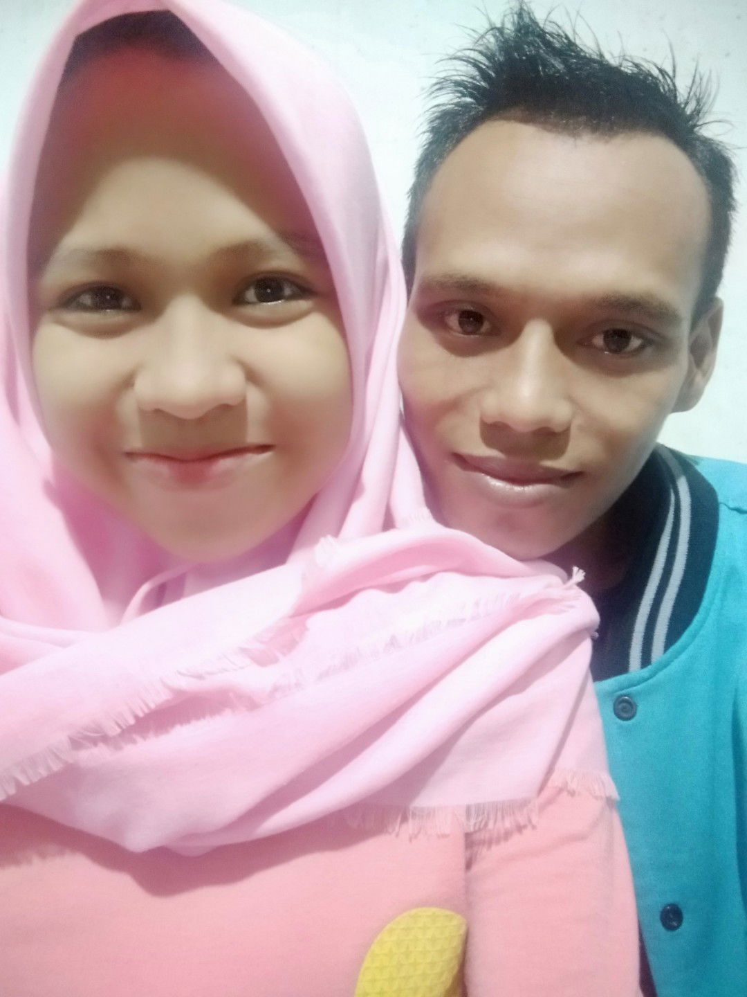 Riya Zaen profile icon