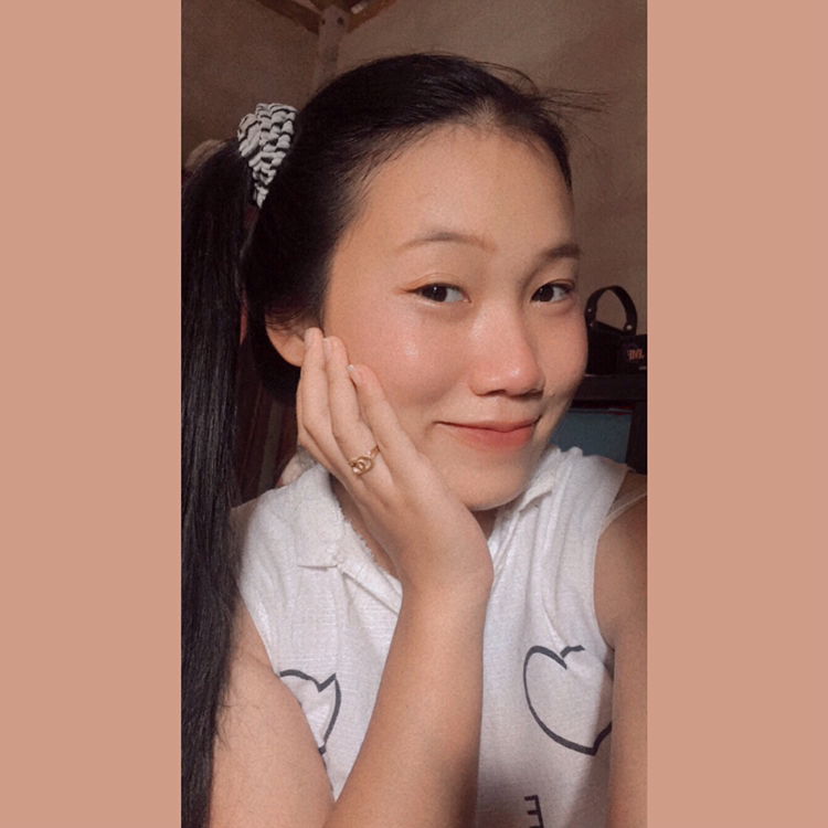 Fee Fern profile icon