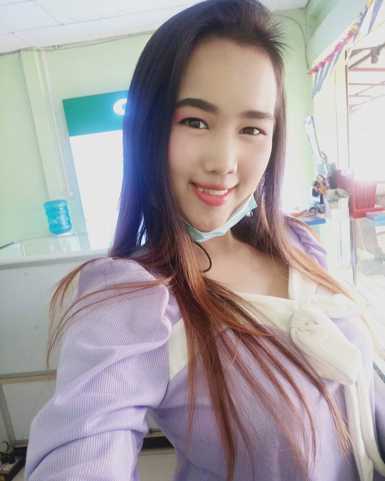 นุ่น นิ่น profile icon