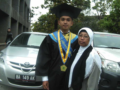 Ibu Mertuaku, Guruku, Inspirasiku