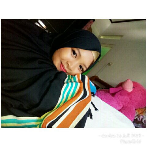 khoerun nisa profile icon