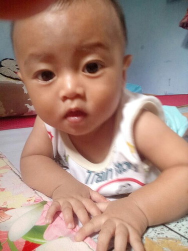gimana cara nya gemeukin badan bayi 7 bulan
