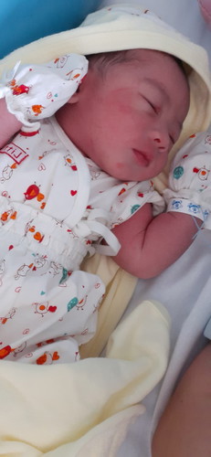 เกิดแล้วจร้า 16/4/63 เวลา10:53 ผมหนัก3405g