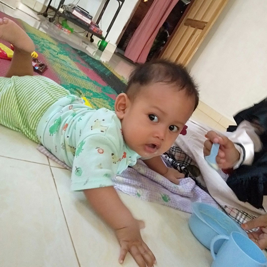 posis makan anak
