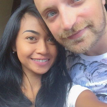 Ria Kartika profile icon