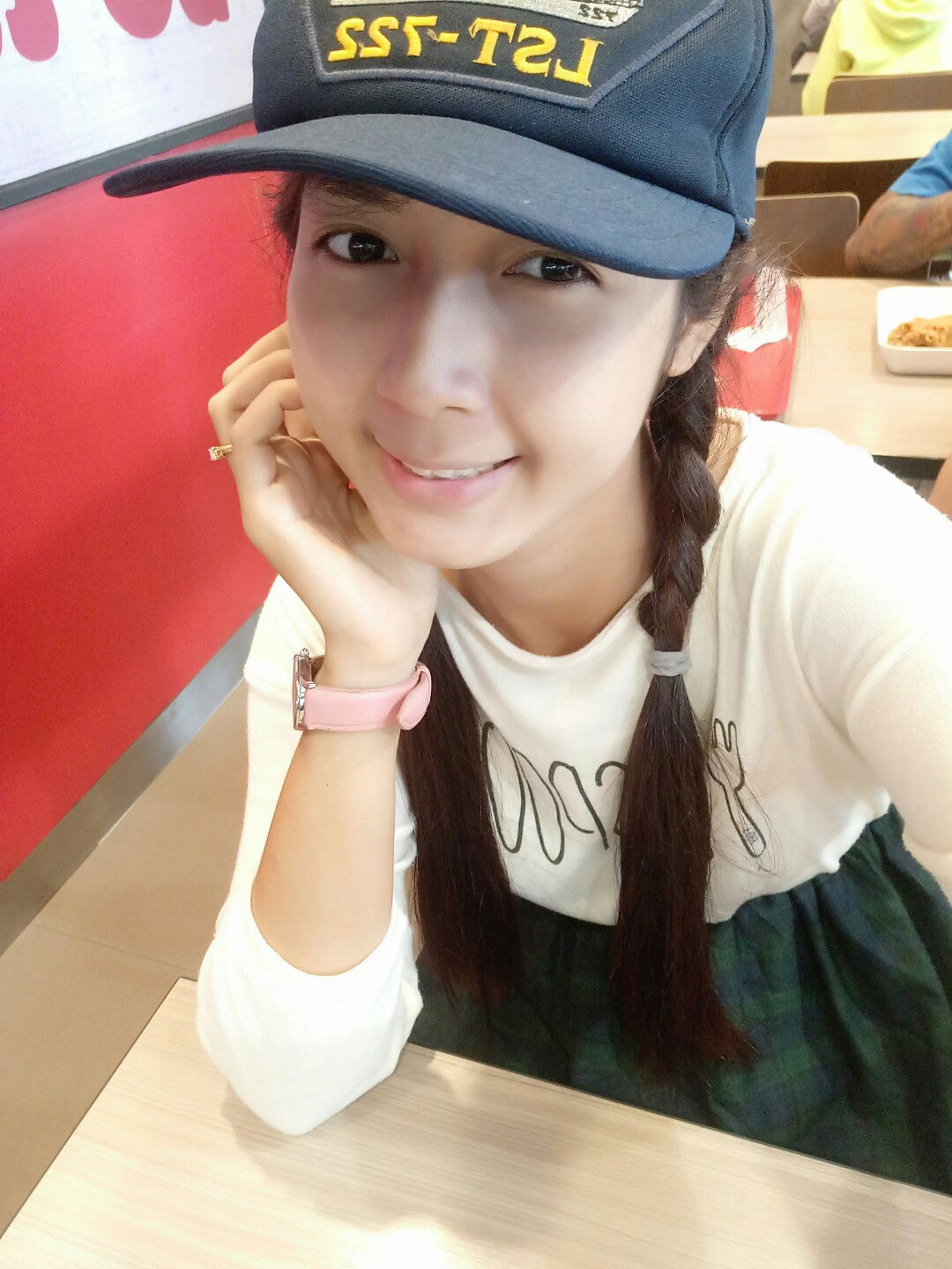 Eing Aom profile icon