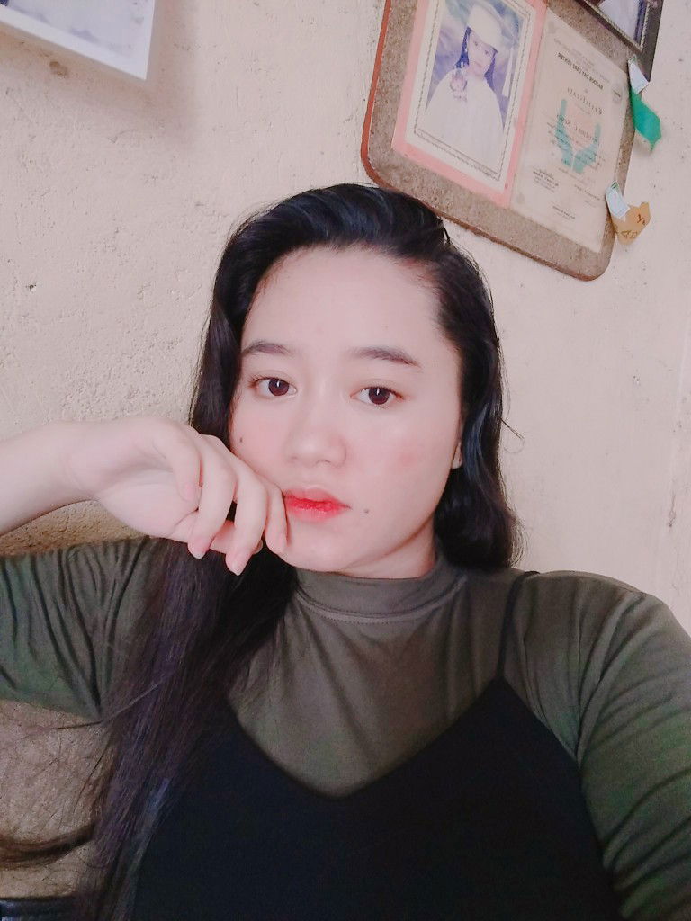 Christine Reyes profile icon