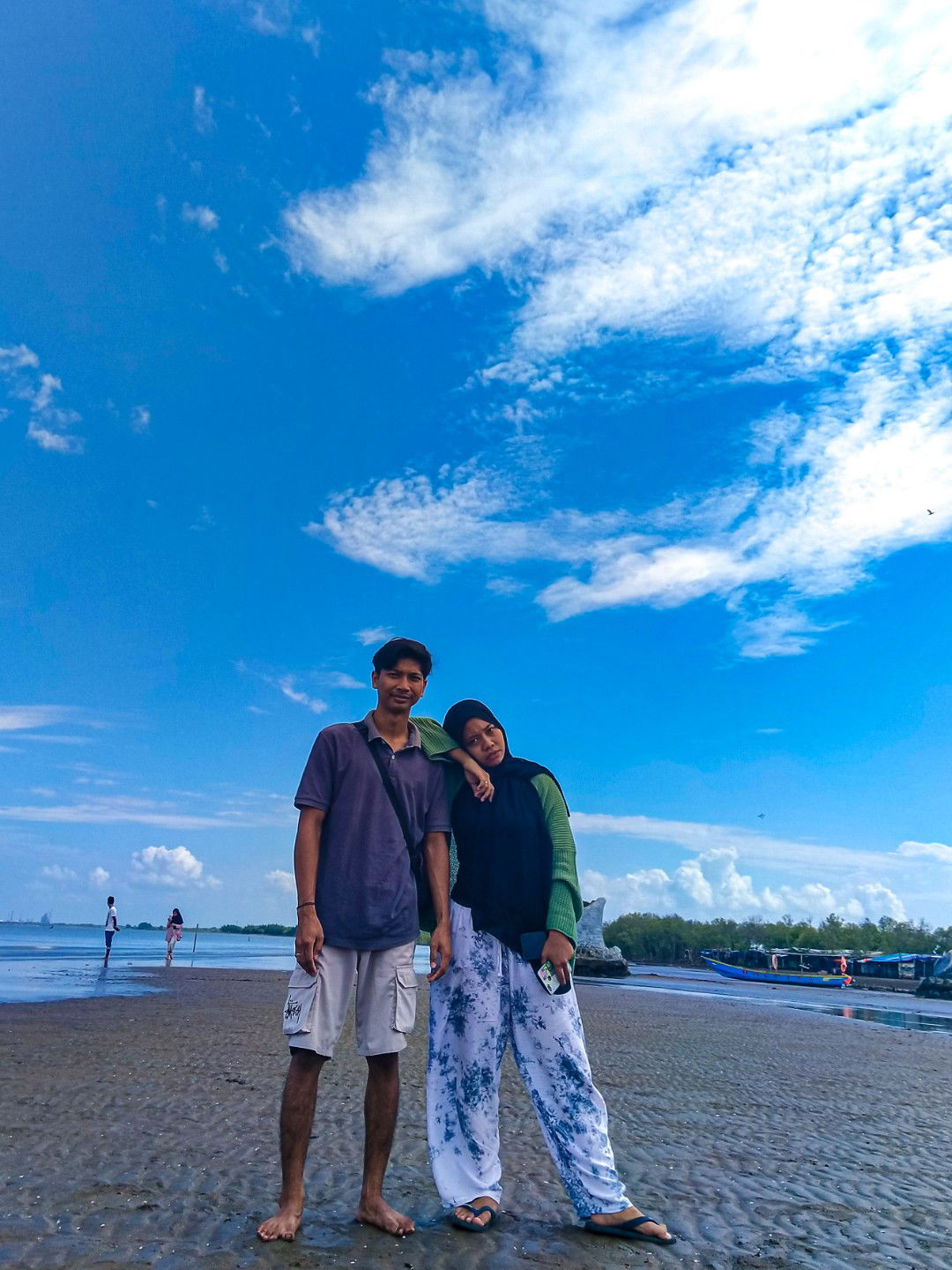 اِنْدِرِنْدِیَنِیْ profile icon