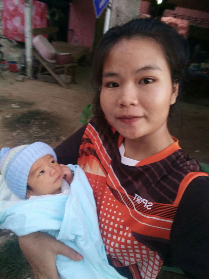 ฟ้าใส profile icon