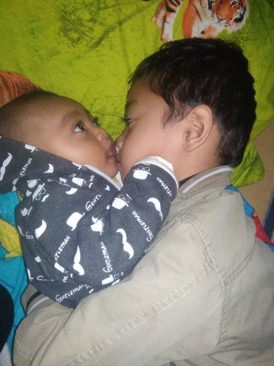 Alvia YaNuar profile icon