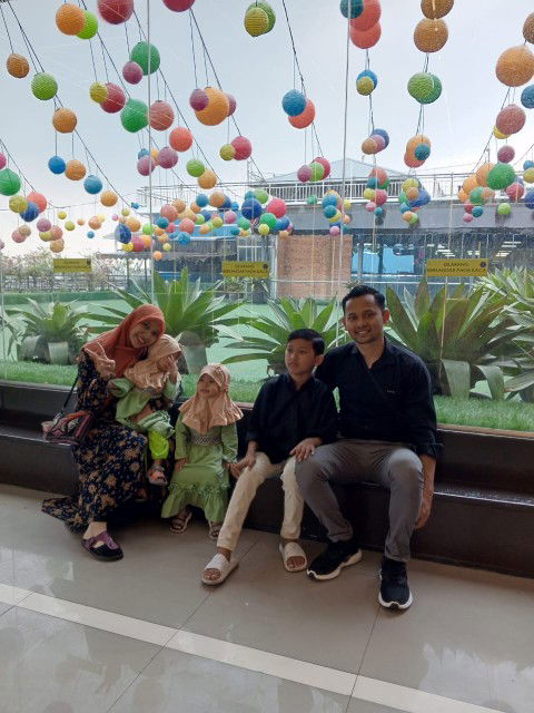 yanti kartika profile icon