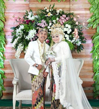 Asty Hastuti Sopyan profile icon