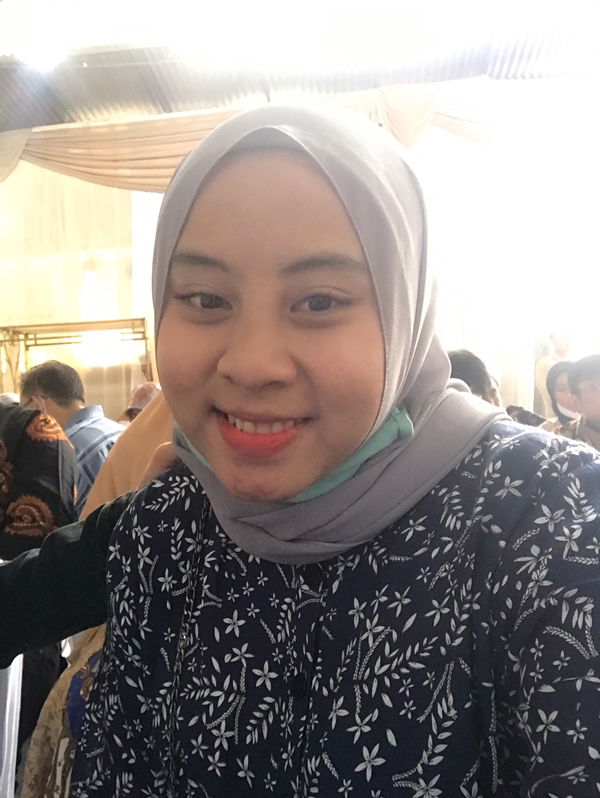 yopi indiah safitri profile icon