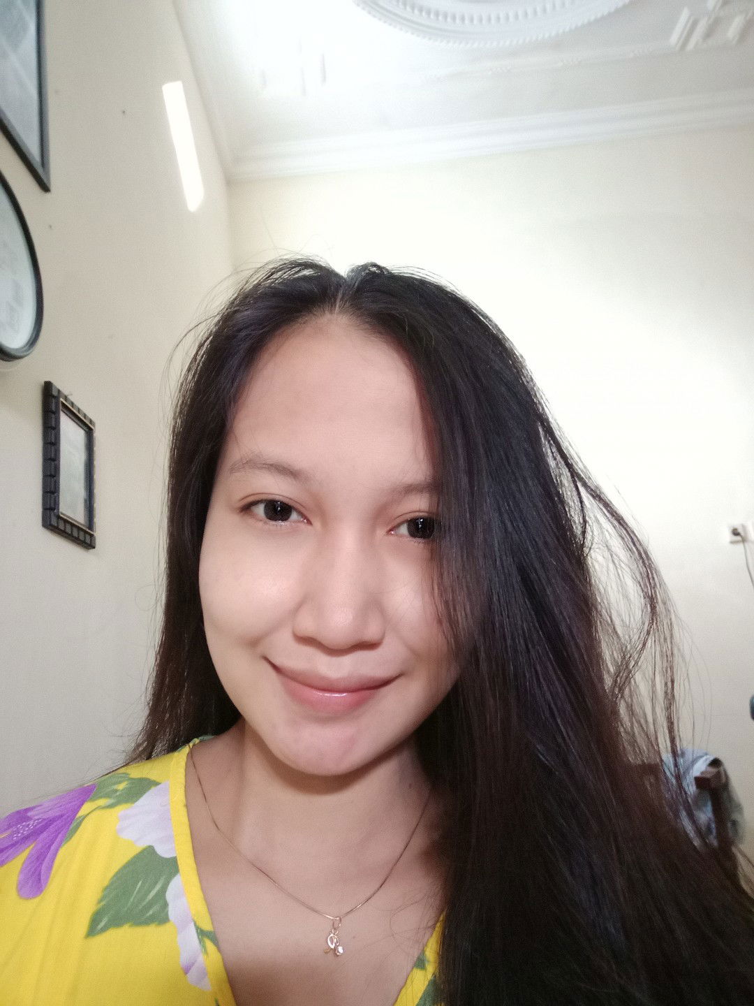 Rina Fajar profile icon