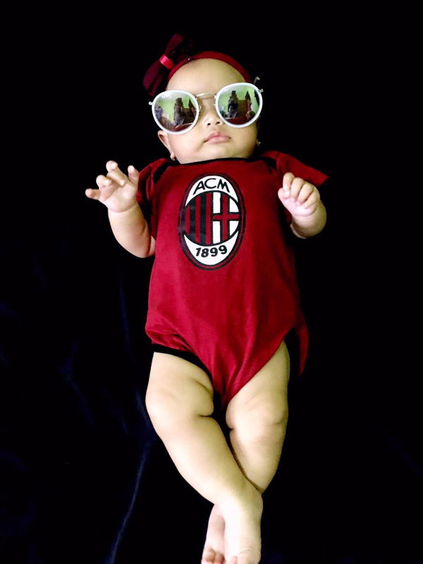 Dewi Pertiwi profile icon