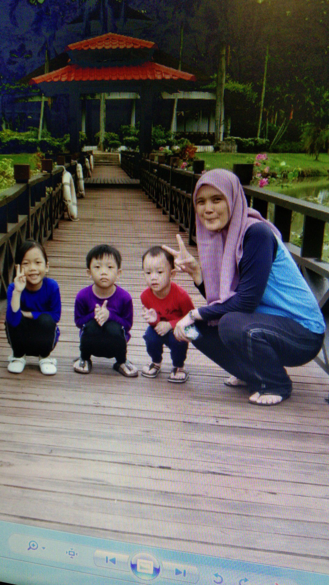 Shazvina Azvivin profile icon