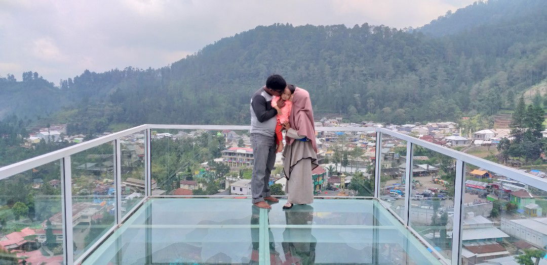 riska triyanti profile icon