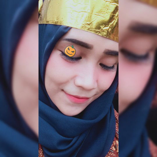 Indah Sari profile icon