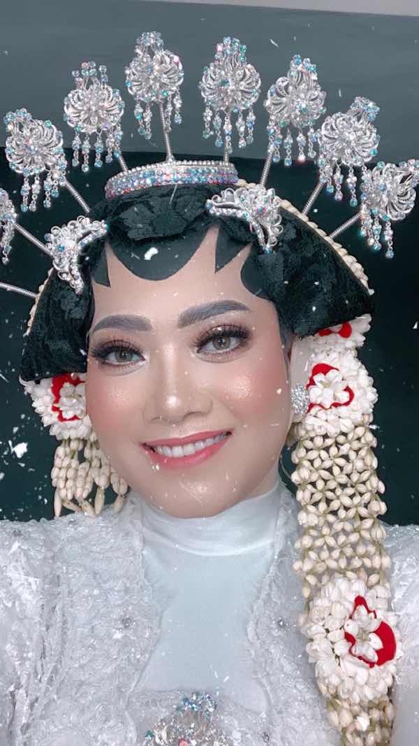 Olla Dmw profile icon