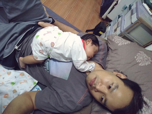 เหมื่อปล่อยลูกให้อยู่กับพ่อ