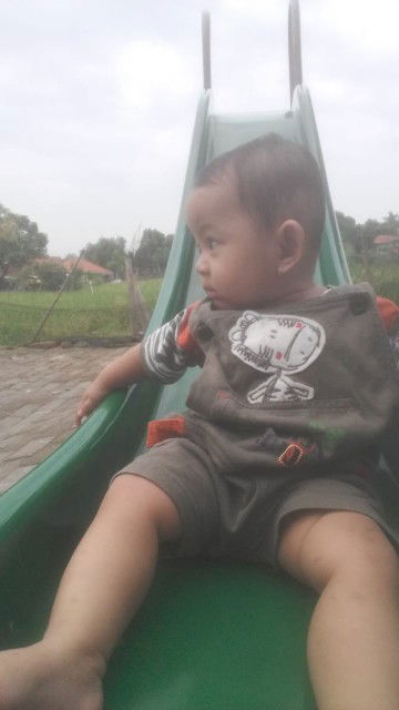 Siti Lutfiyatul Fajri Nurafni Hakim profile icon