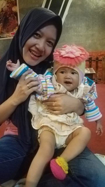 siti mutmainah profile icon