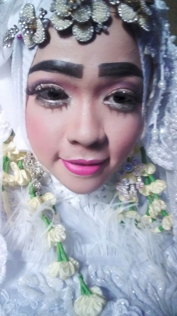 itha hermawan profile icon