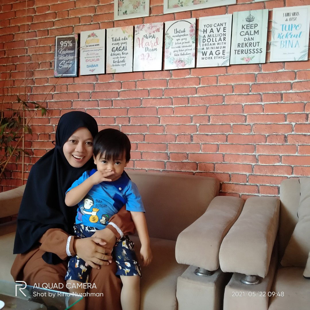 Rina Anjarsari profile icon