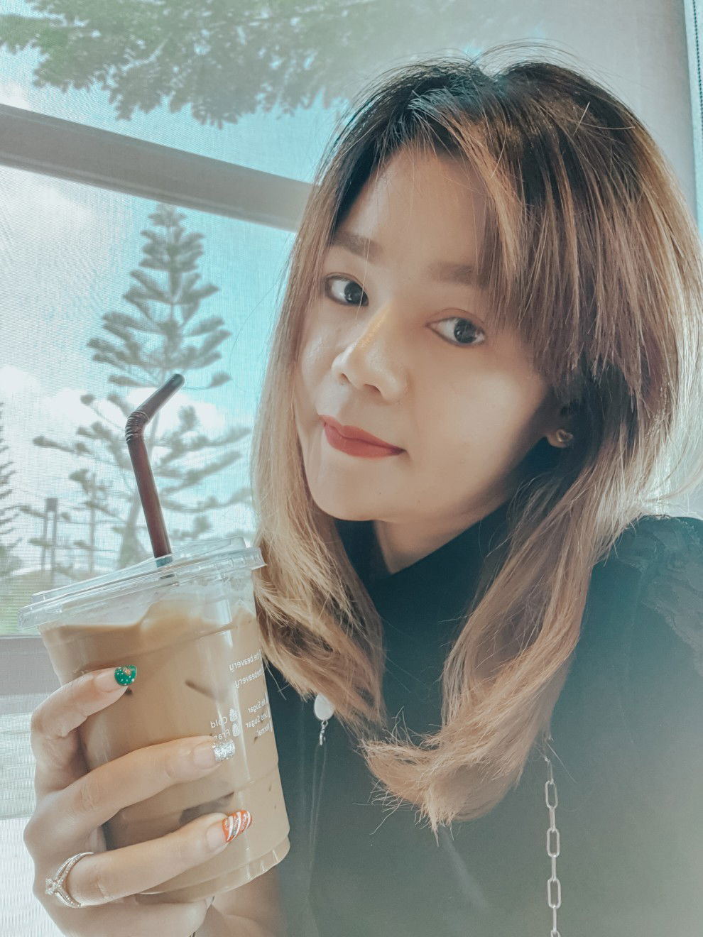 chayanee thaweechat profile icon