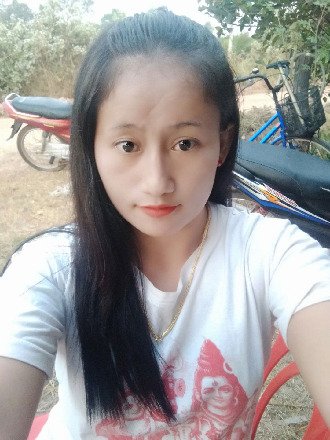 อ้อย   สาโล profile icon