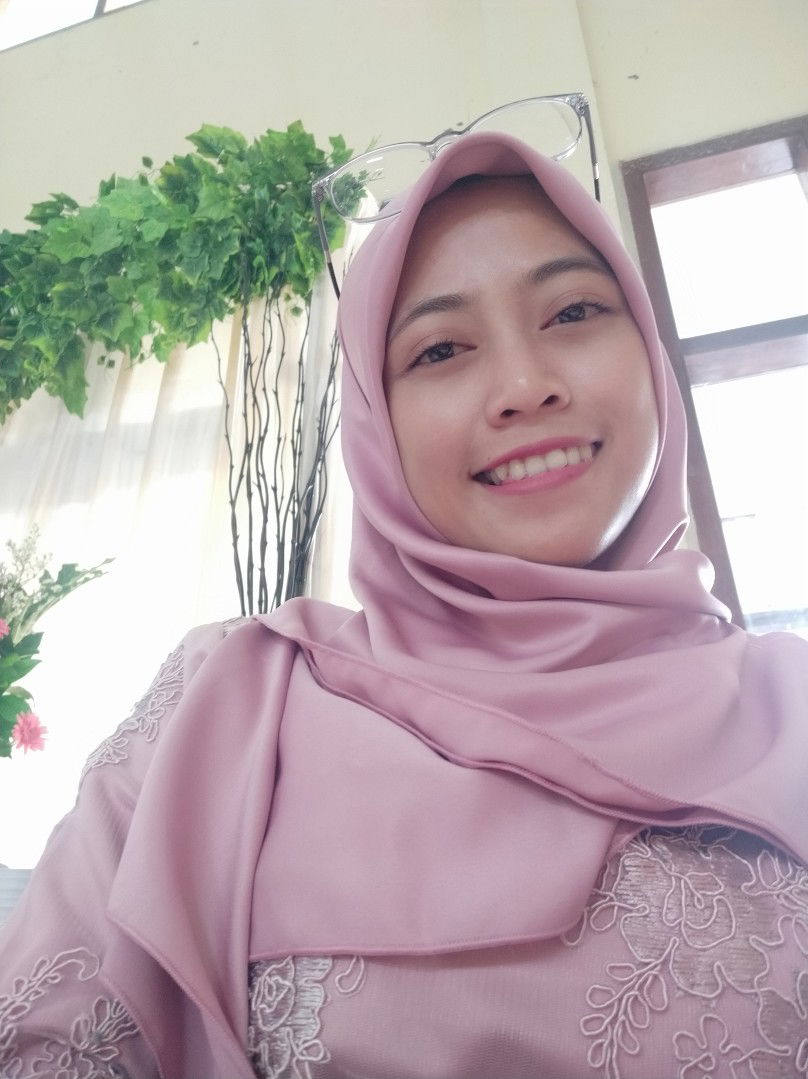 Intan Novitasari profile icon