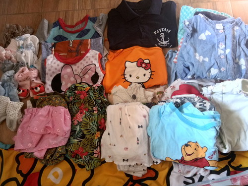 ส่งต่อเสื้อผ้าลูกสาว มีเสื้อเด็กผู้ชายนิดหน่อย