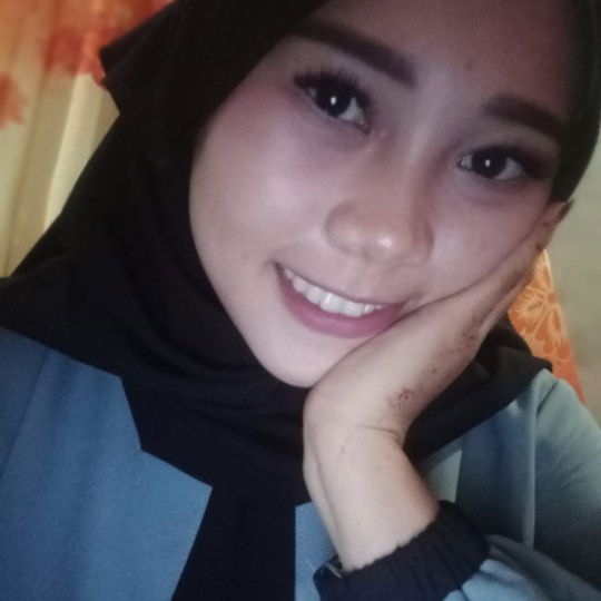 siti nurul qomariatin profile icon