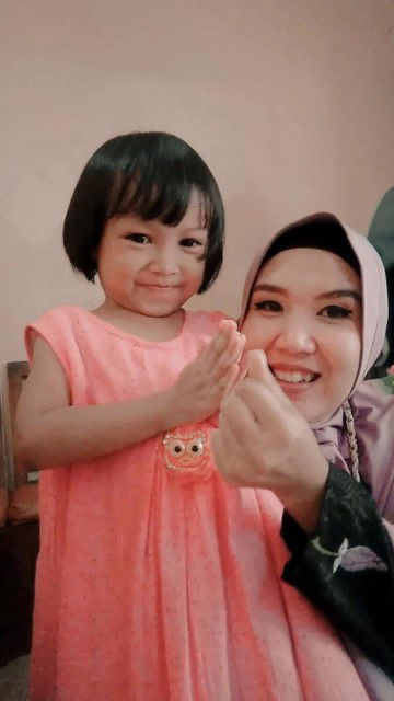 Yenni Weisz profile icon