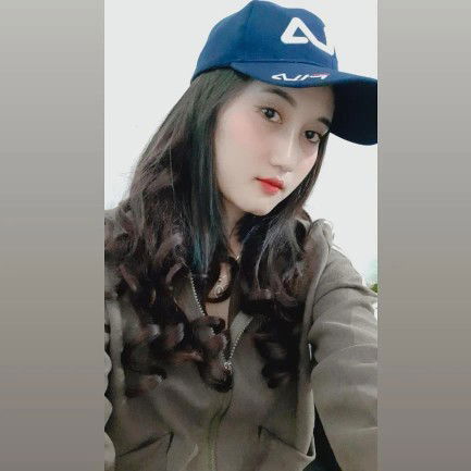 Indah M profile icon