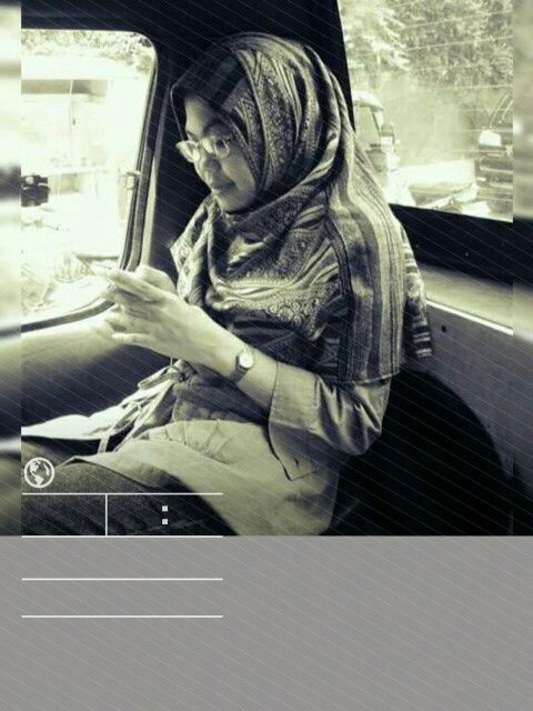 Juli Purwati profile icon