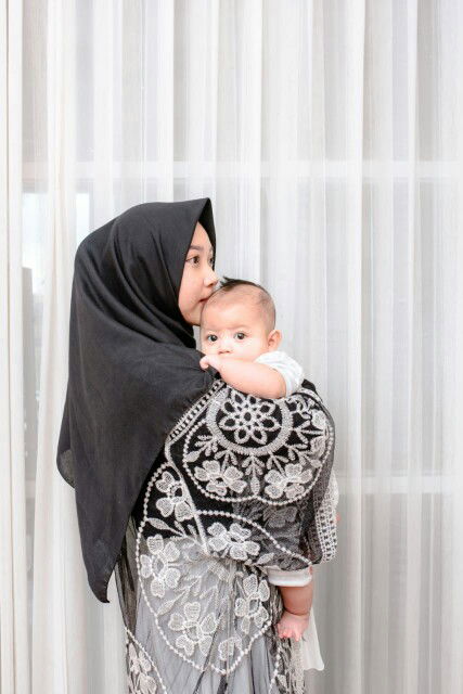 Sri Rahmawati profile icon