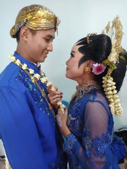 arrosiyanti zahrullatifah profile icon