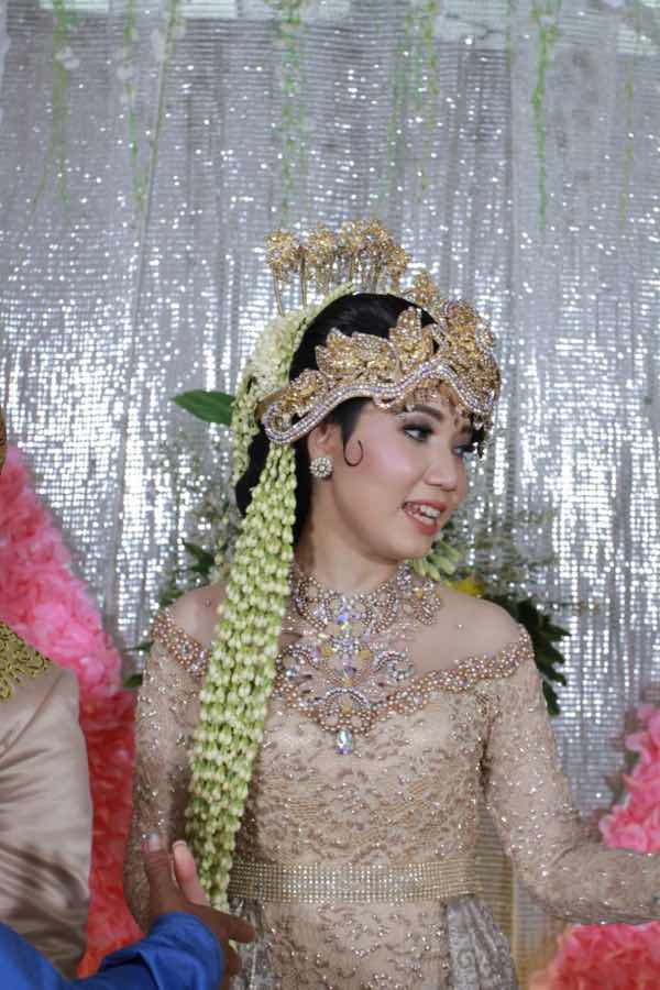 Putri Cempaka profile icon