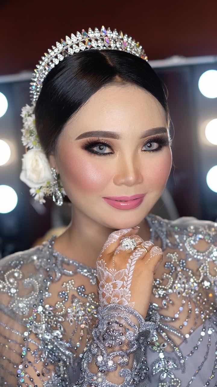 dewi rosniawati profile icon