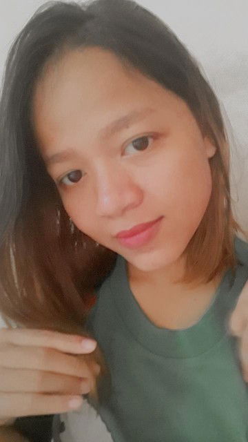 Nila FarChatina profile icon