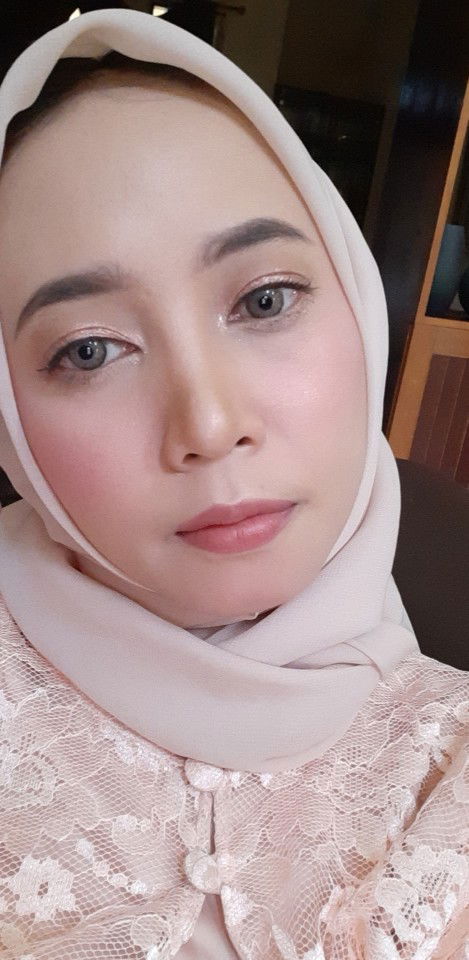 Salfira Siti Adila profile icon